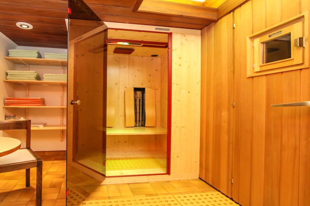 Hotel Tiroler Adler - Bed And Breakfast Waidring Luaran gambar